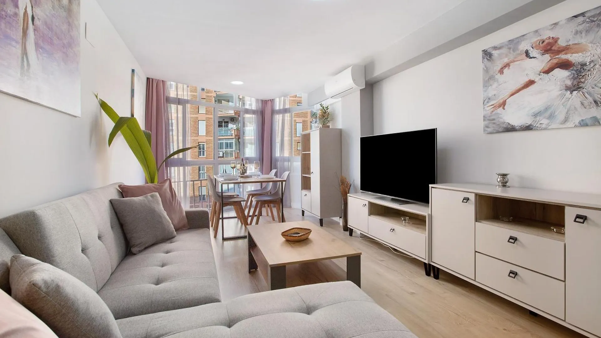 Apartamento Aquario 베날마데나코스타